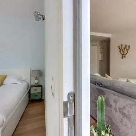 Hostnfly - Modern 45sqm Apt 